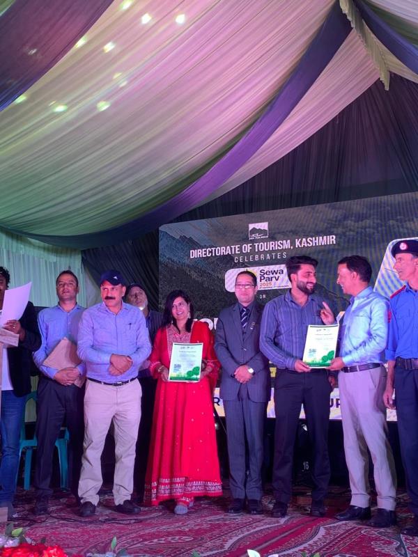 CERT OF APPRECIATION TO MS ILA UPADHYAYA, PRINCIPAL AGPS PAHALGAM