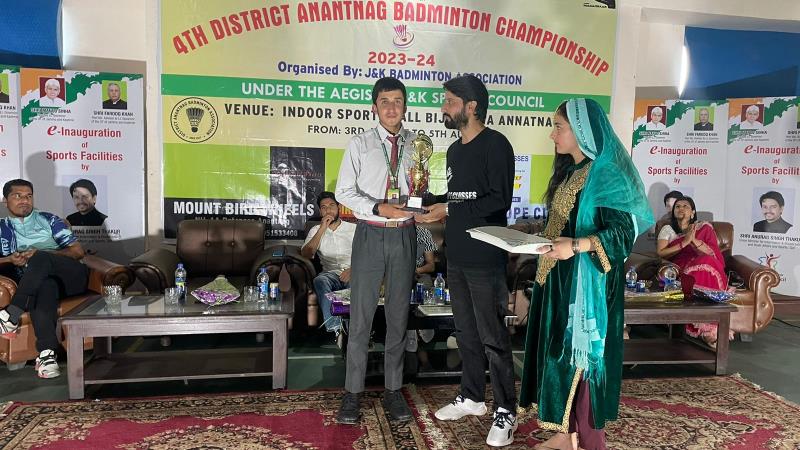  AGPS Pahalgam bagged 6 trophies in different categories.