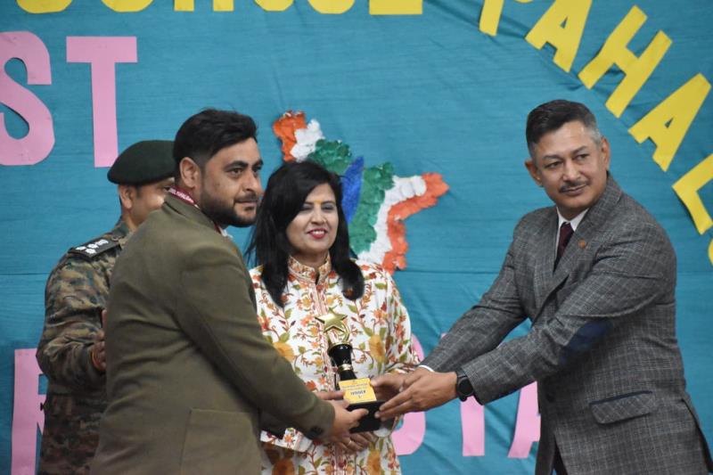 EDUCATIONAL ROCKSTAR ACHIEVERS AWARD 2025: (SEC & SR SEC CAT) THRID PRIZE IMTIYAZ AHMAD KHAN